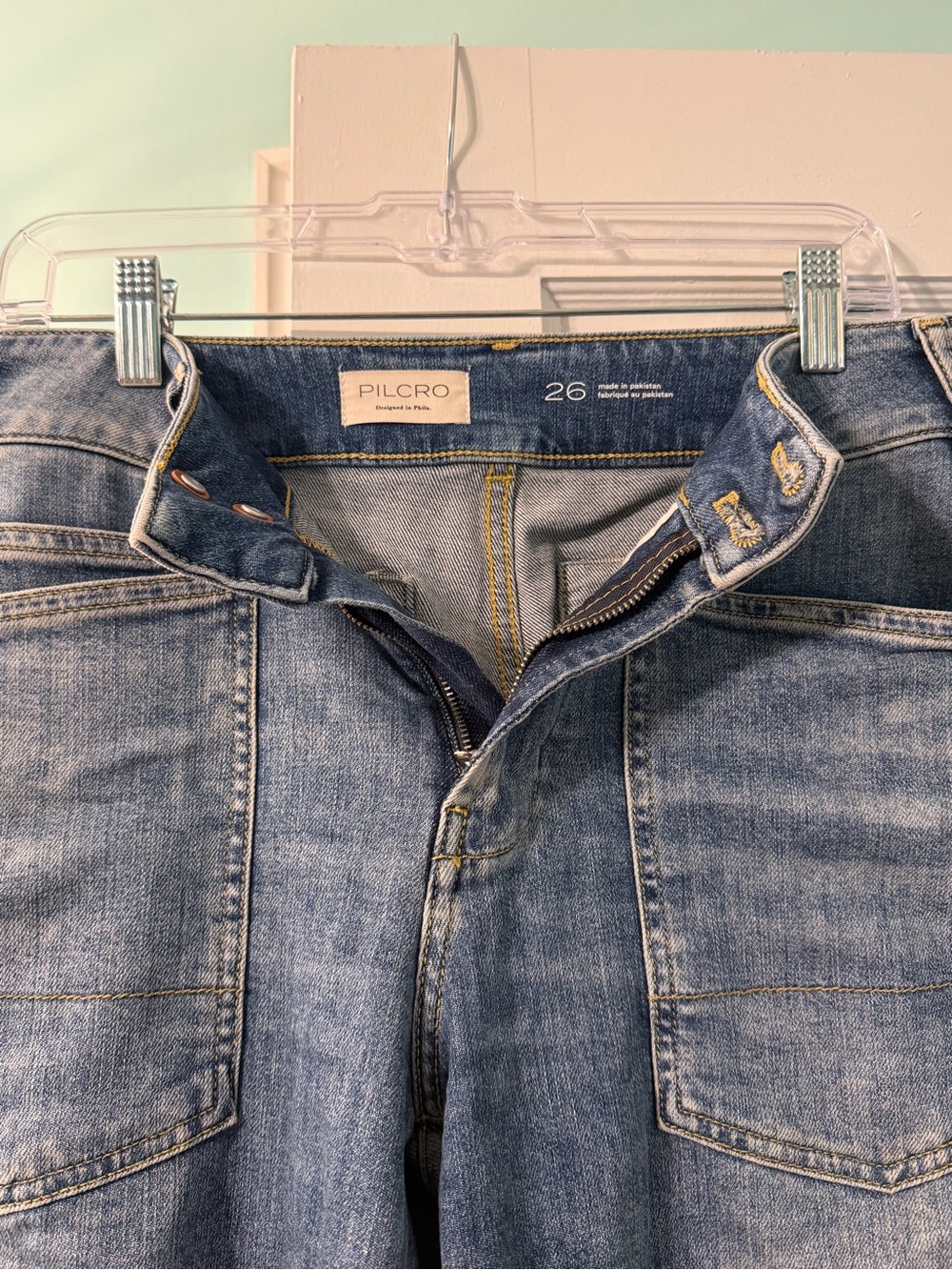 Pilcro Women's Light Blue Relaxed Denim Jeans